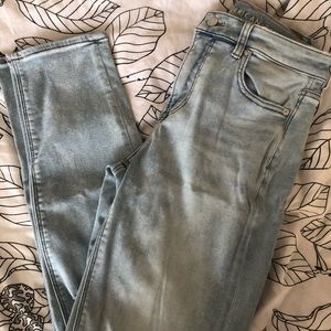 American eagle mom jeans